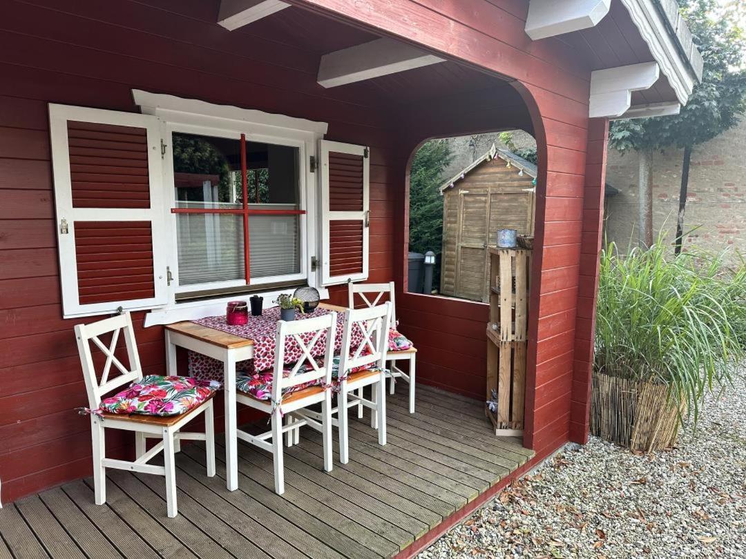 Neu! Ferienhuette Tiny House Villa Schoningen Екстериор снимка